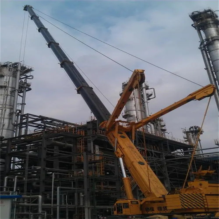 孝南吊板房的吊车